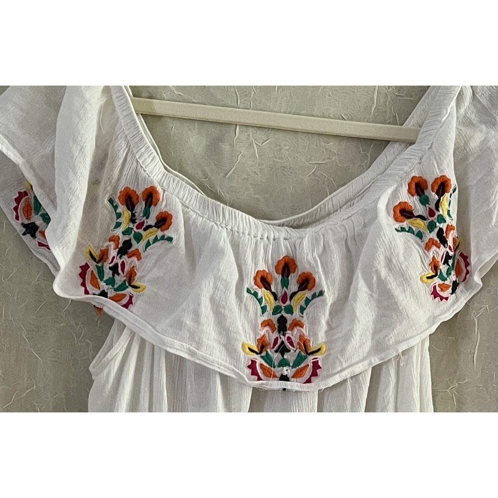 Peasant Top Blouse Large White Embroidered Off Shoulder Rayon Aztec Boho Gauzy - Picture 3 of 8